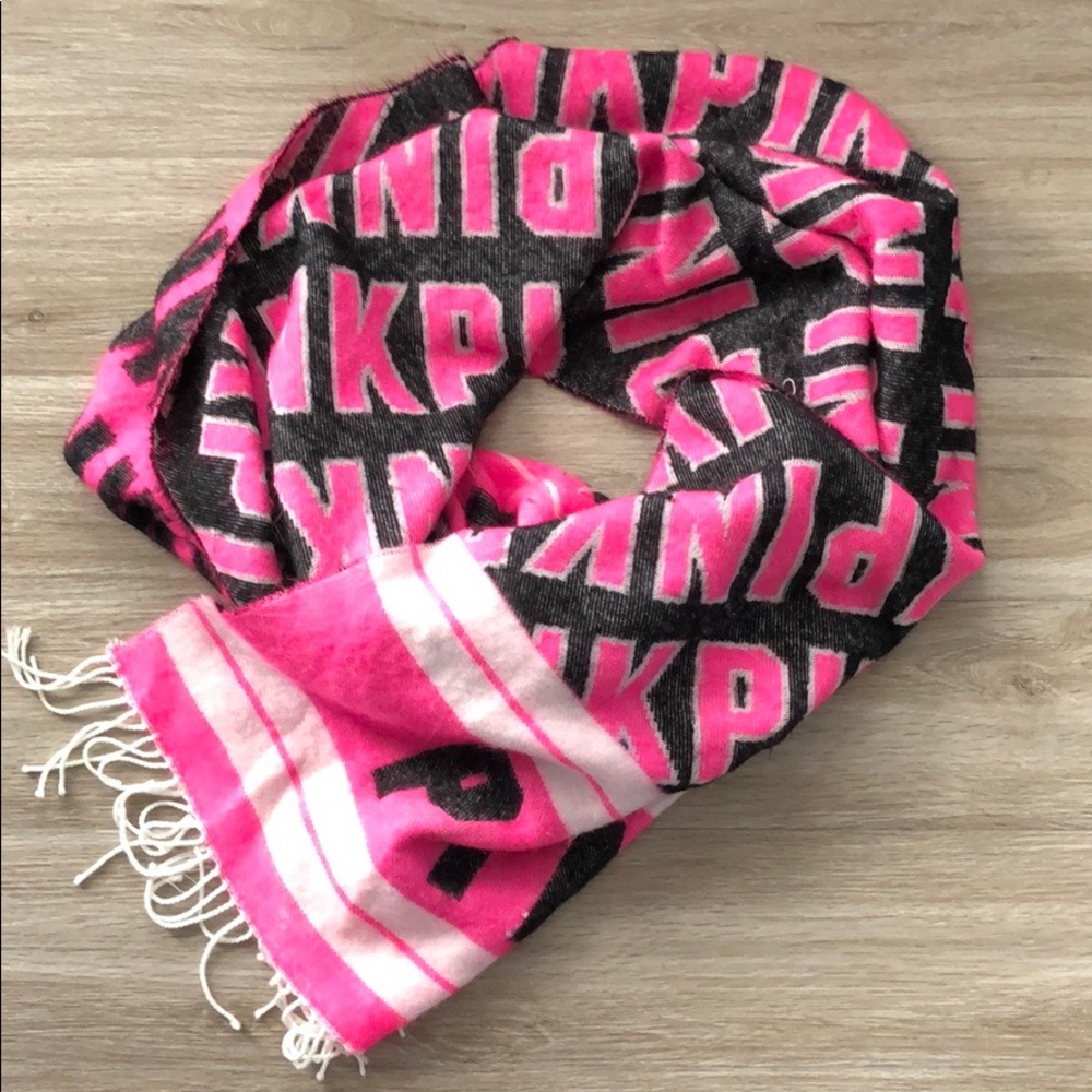 Victoria’s Secret PINK scarf